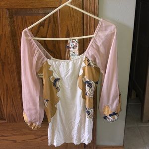 NWT bucke top size Small